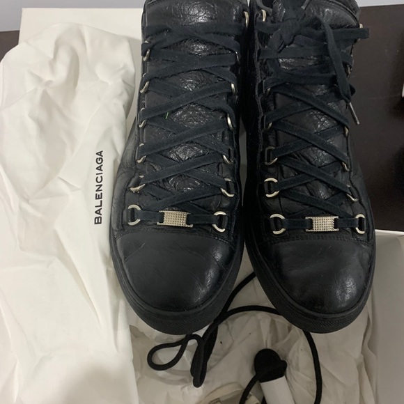 Balenciaga shoes - Picture 4 of 8